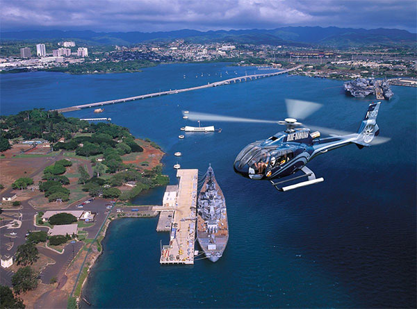Helicopter tour over Pearl